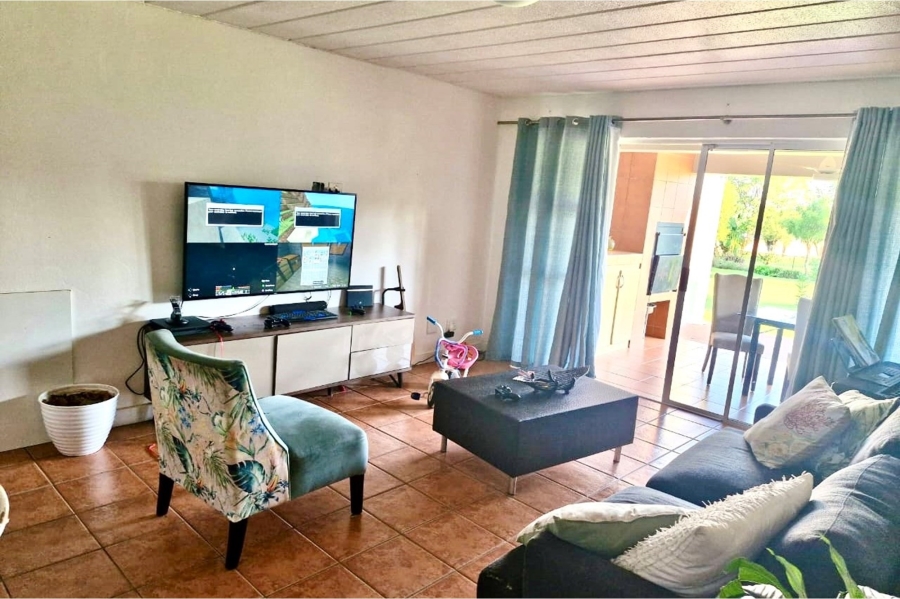 To Let 3 Bedroom Property for Rent in Caribbean Beach Club North West